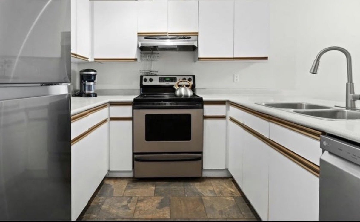 1220 Lasalle Place - Photo 5
