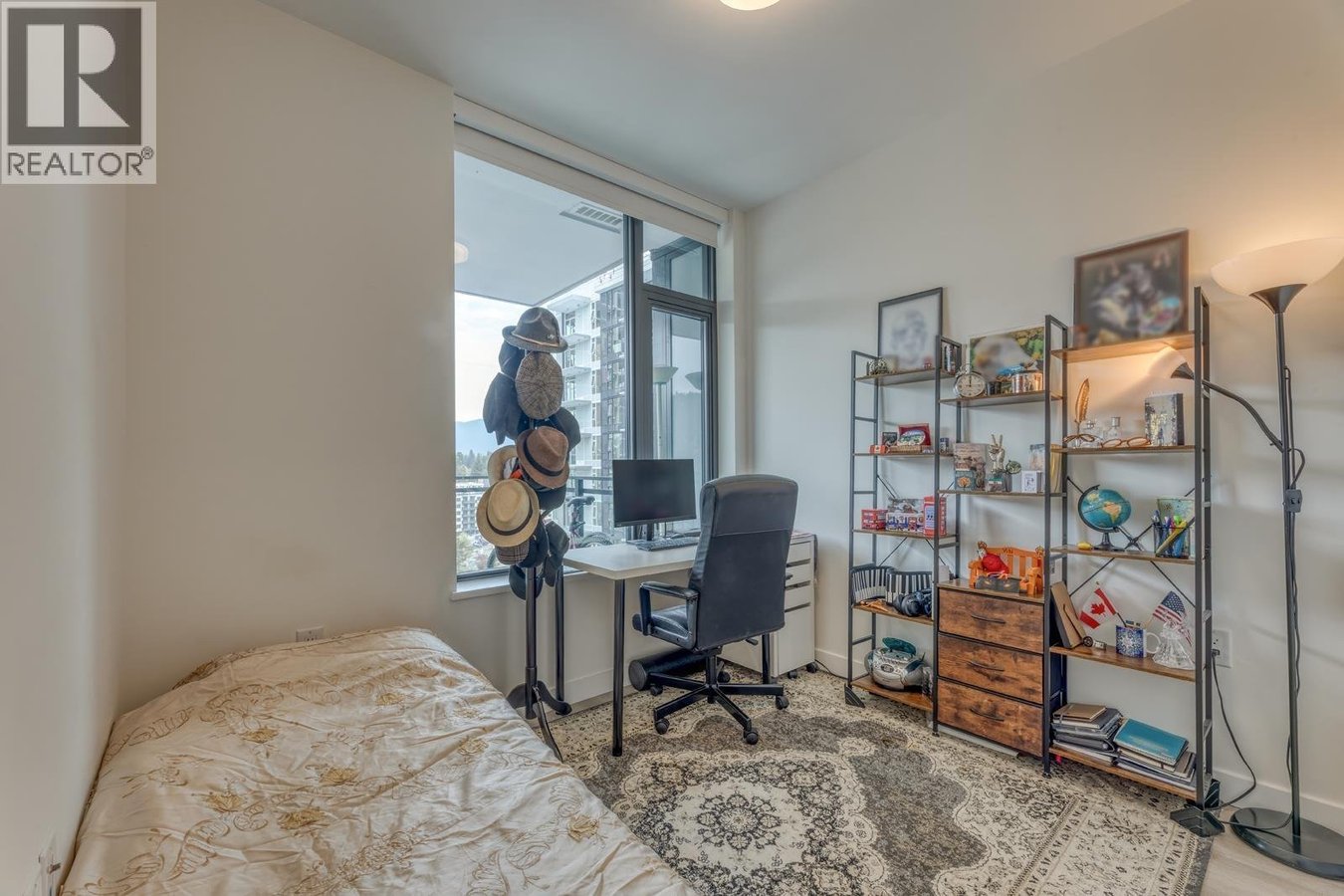 626 Claremont Street - Photo 4
