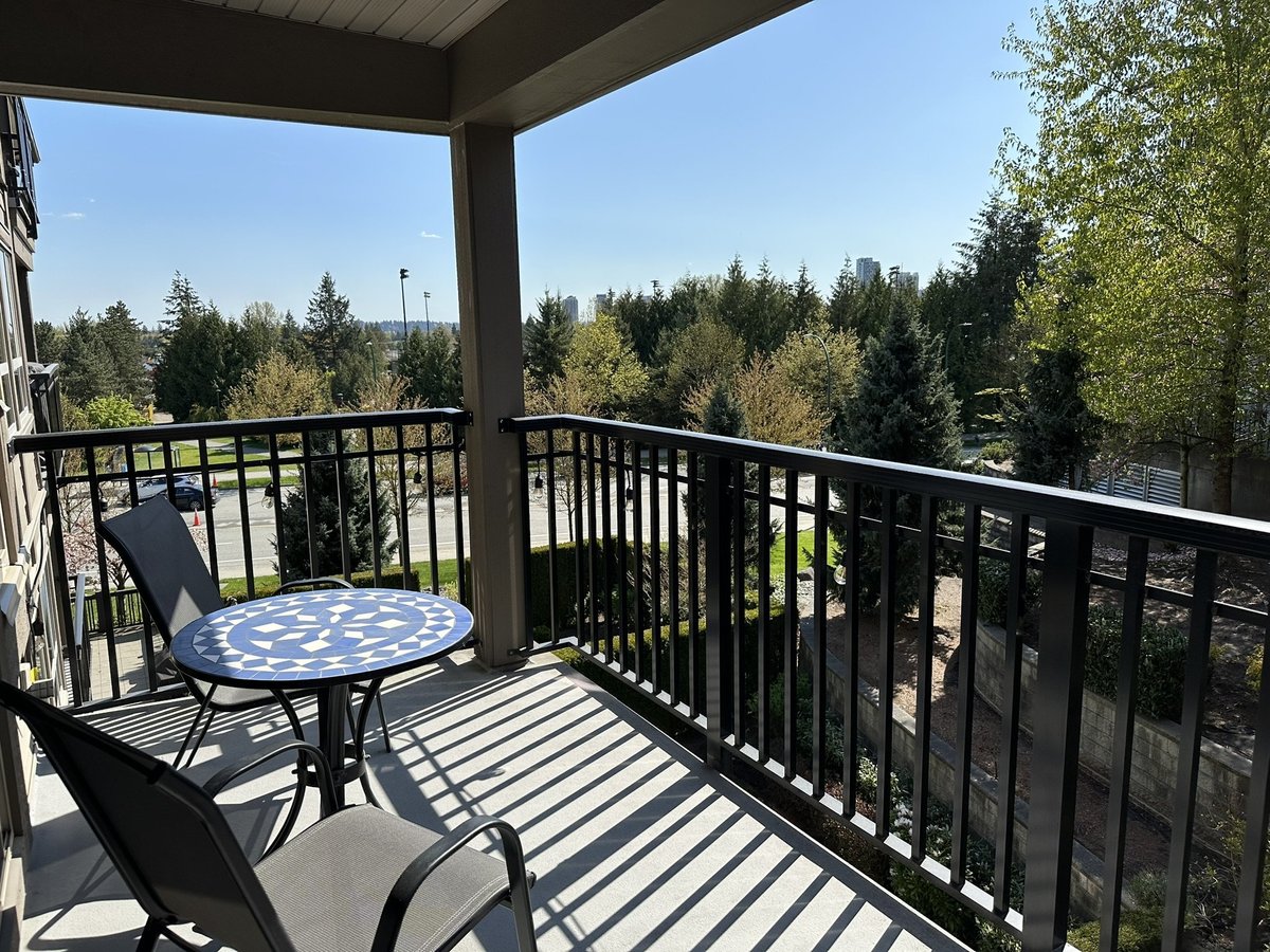 3156 Dayanee Springs Boulevard - Photo 2