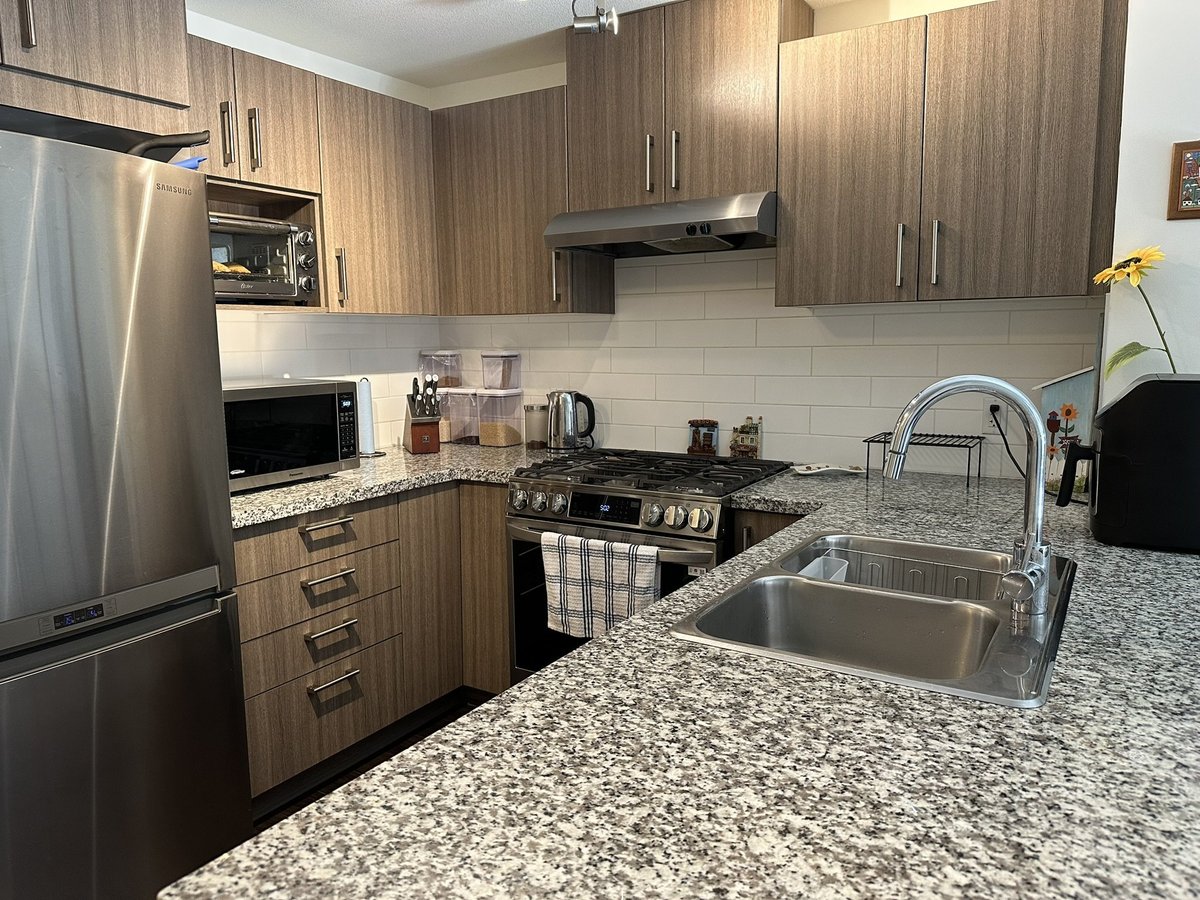 3156 Dayanee Springs Boulevard - Photo 4