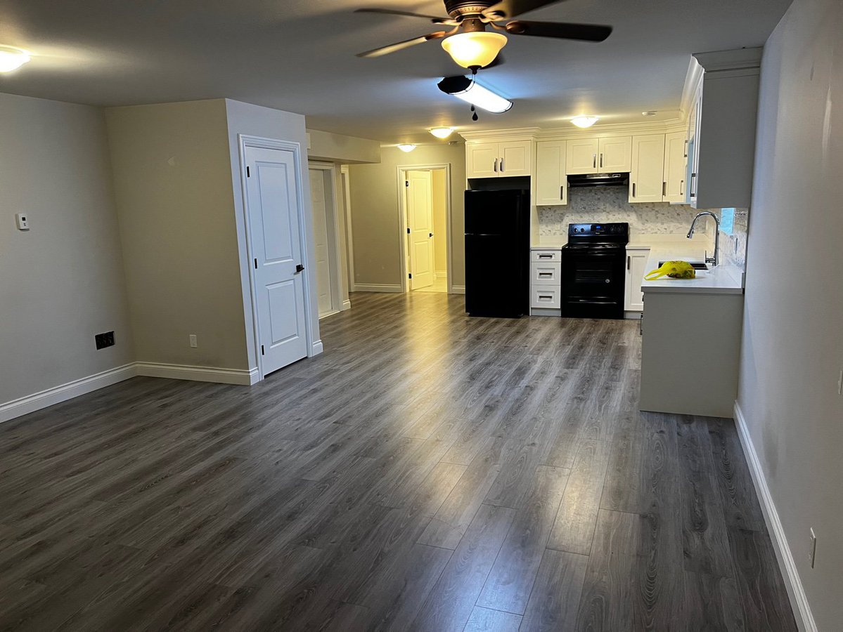846 Rondeau Street - Photo 2