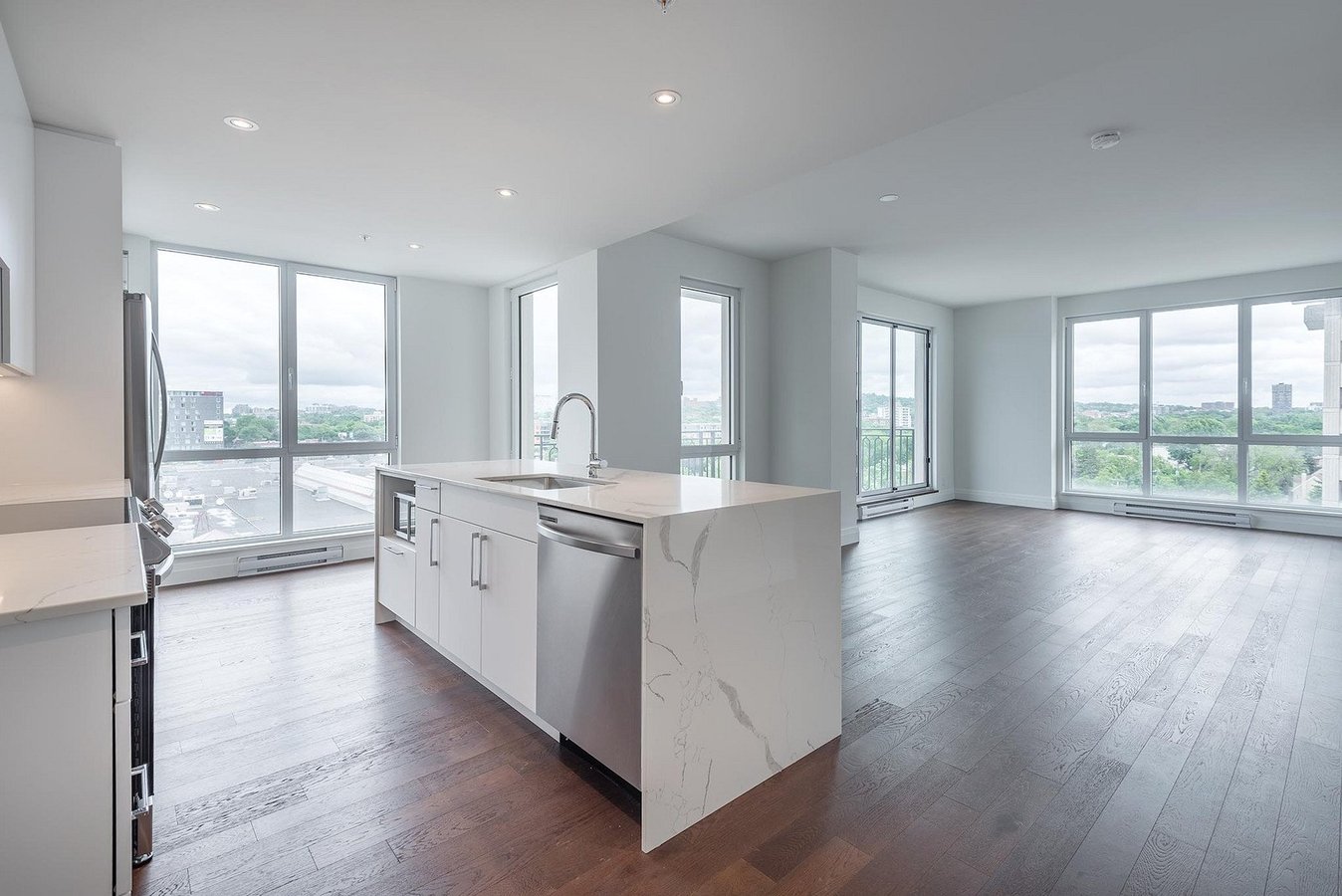 Rentals.ca ) Côte SaintLuc Apartments, Condos and Houses For Rent