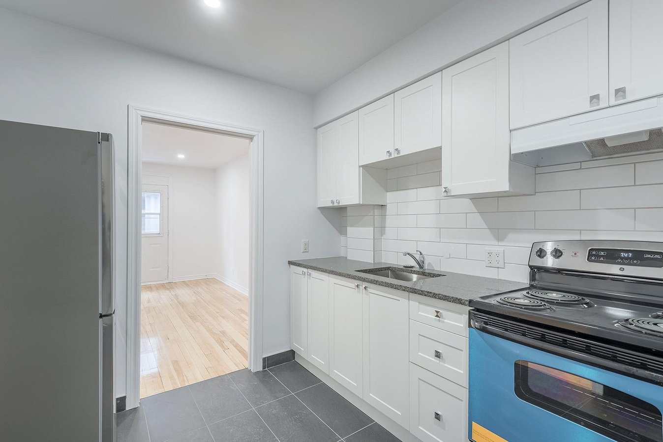 Rentals.ca ) Côte SaintLuc Apartments, Condos and Houses For Rent