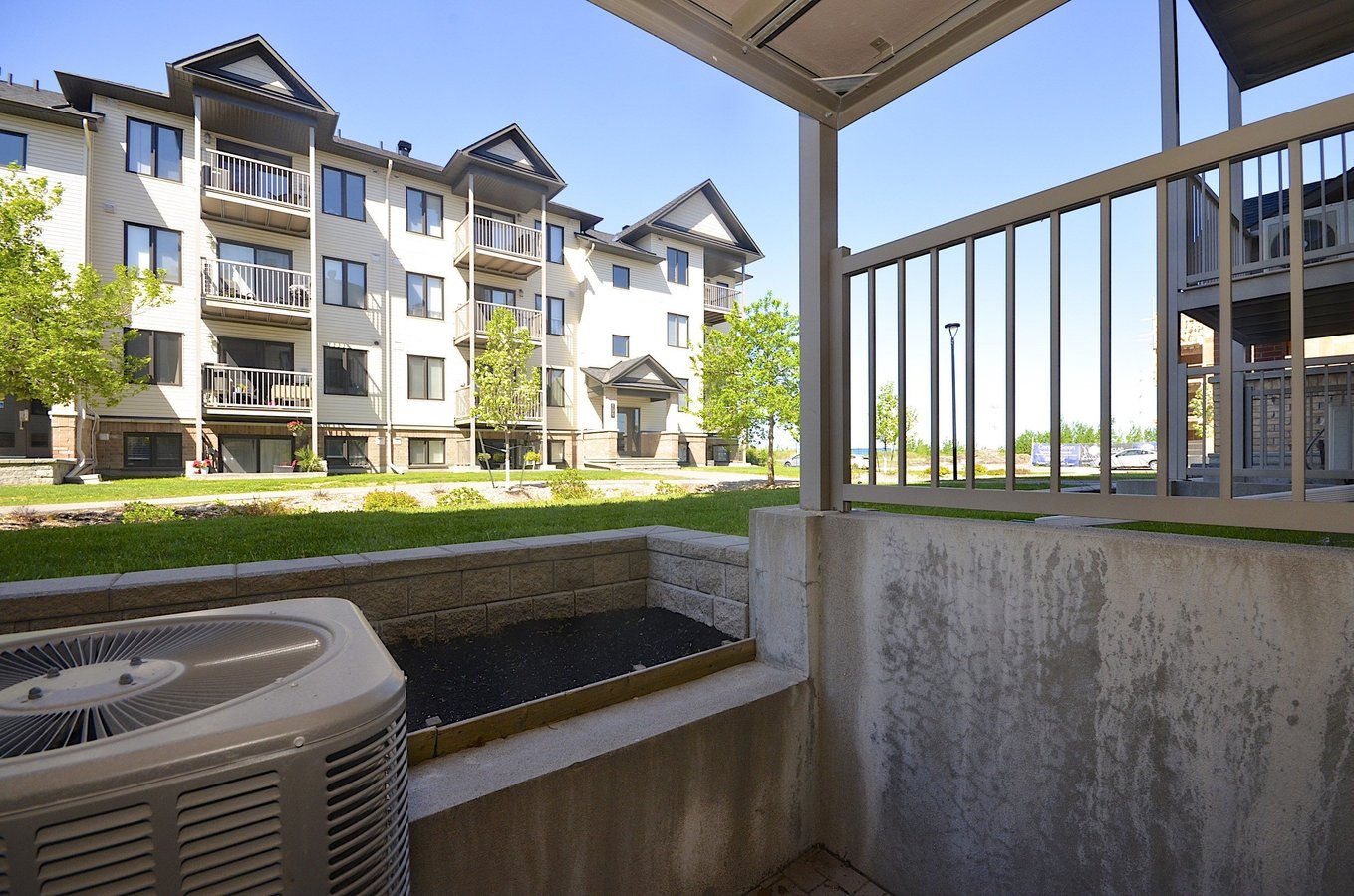 205 Bluestone Private - Photo 18
