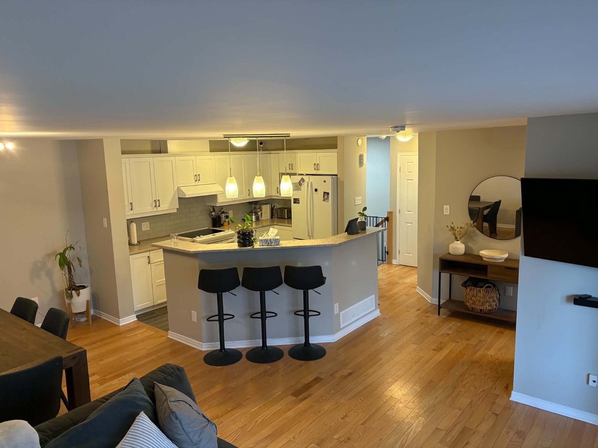 3275 Saint Joseph Boulevard - Photo 1