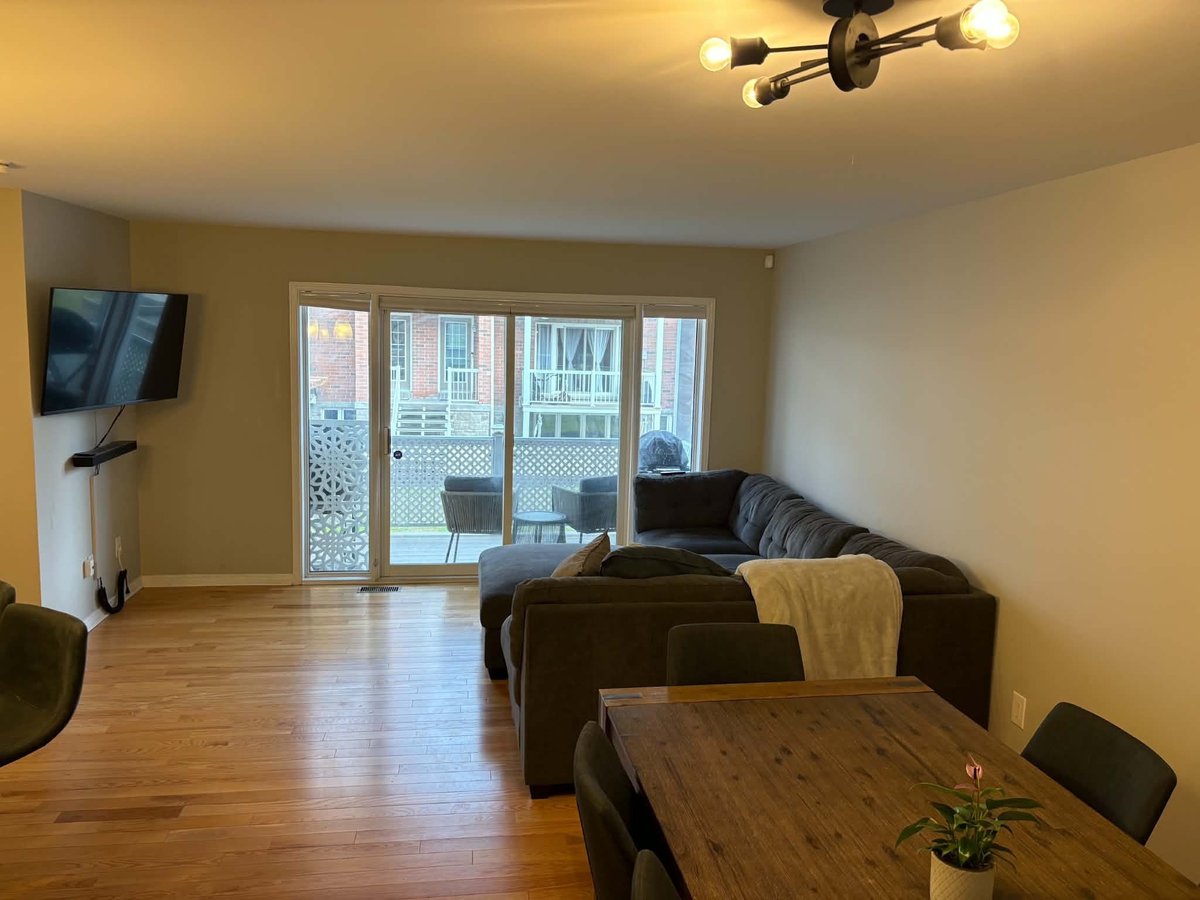 3275 Saint Joseph Boulevard - Photo 2