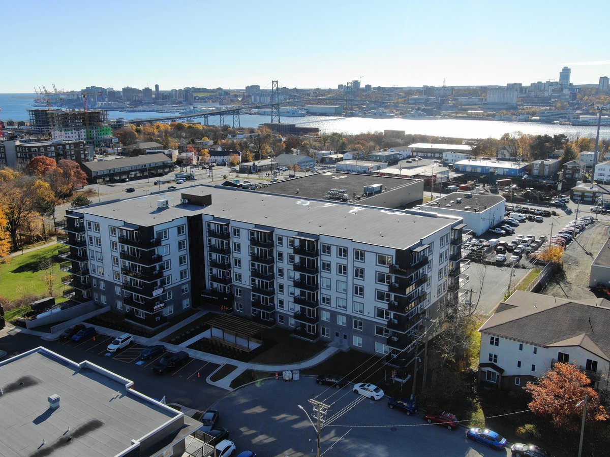 118 Richmond Street - Photo 1