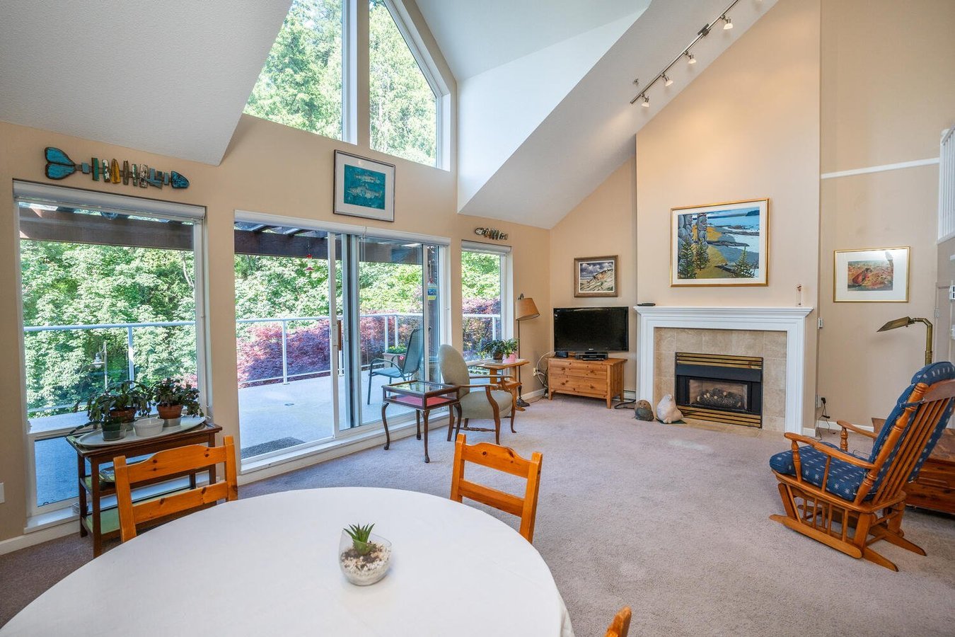 1120 Tsatsu Shores Drive - Photo 2