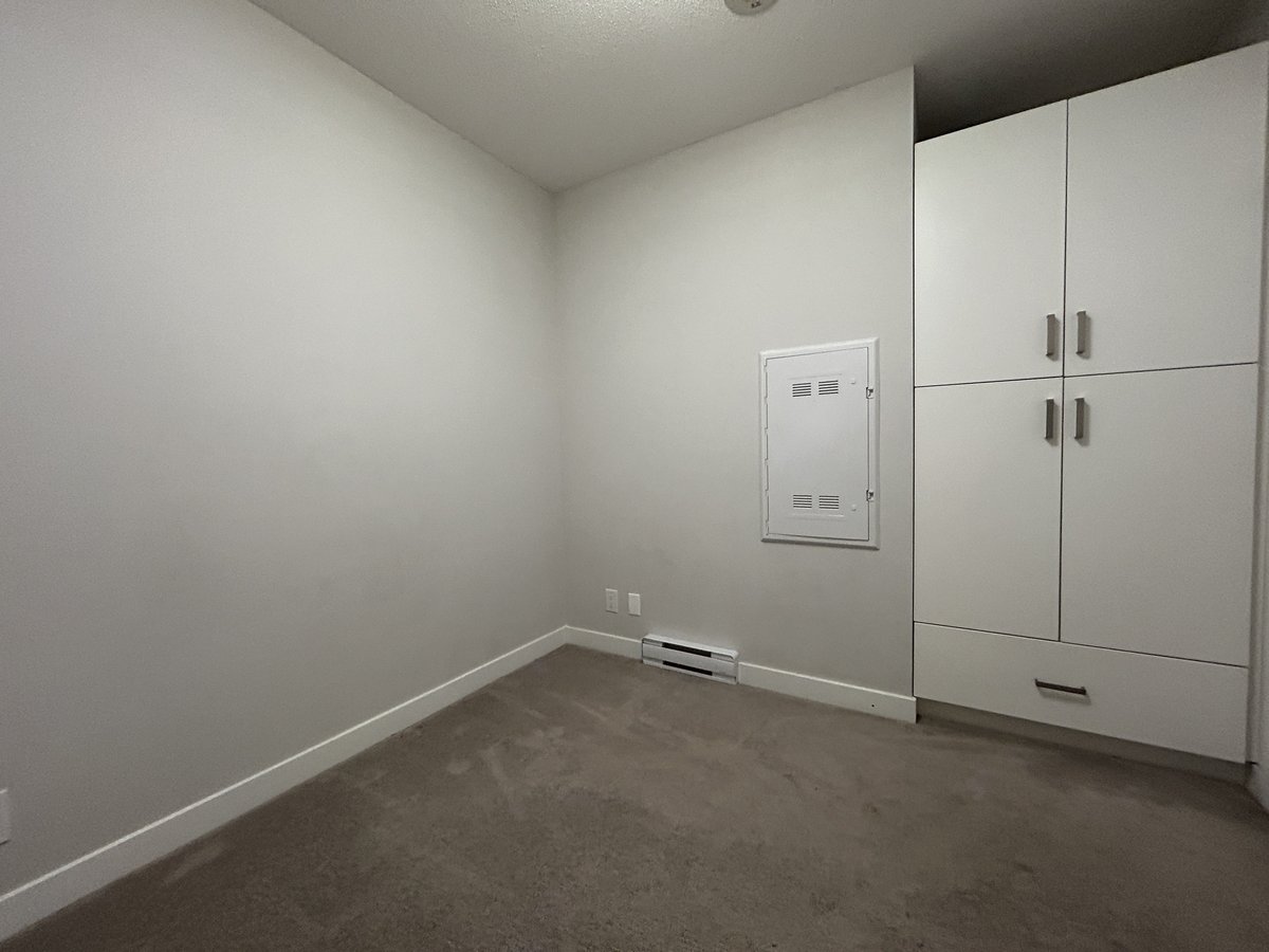 11967 80 Avenue - Photo 9