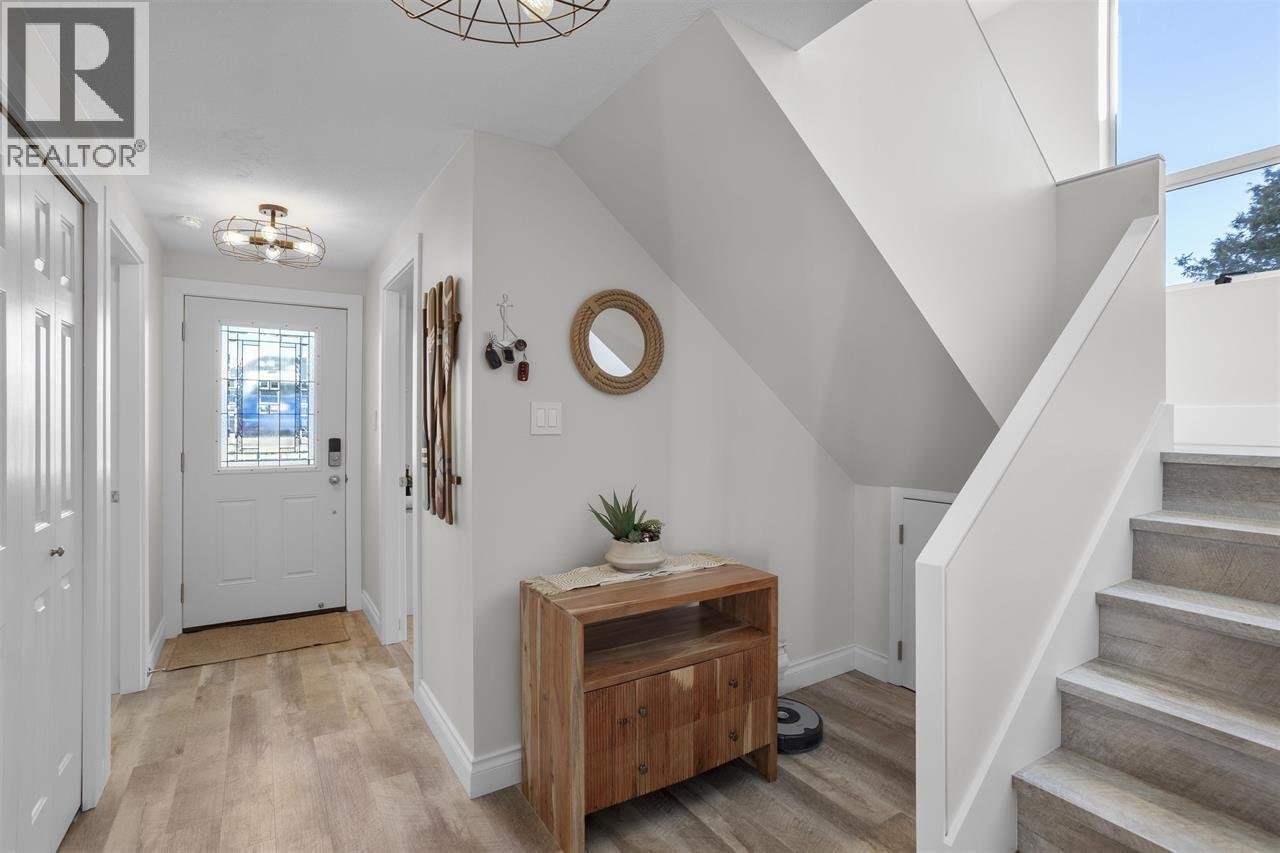 10 3459 RIVER ROAD - Photo 10