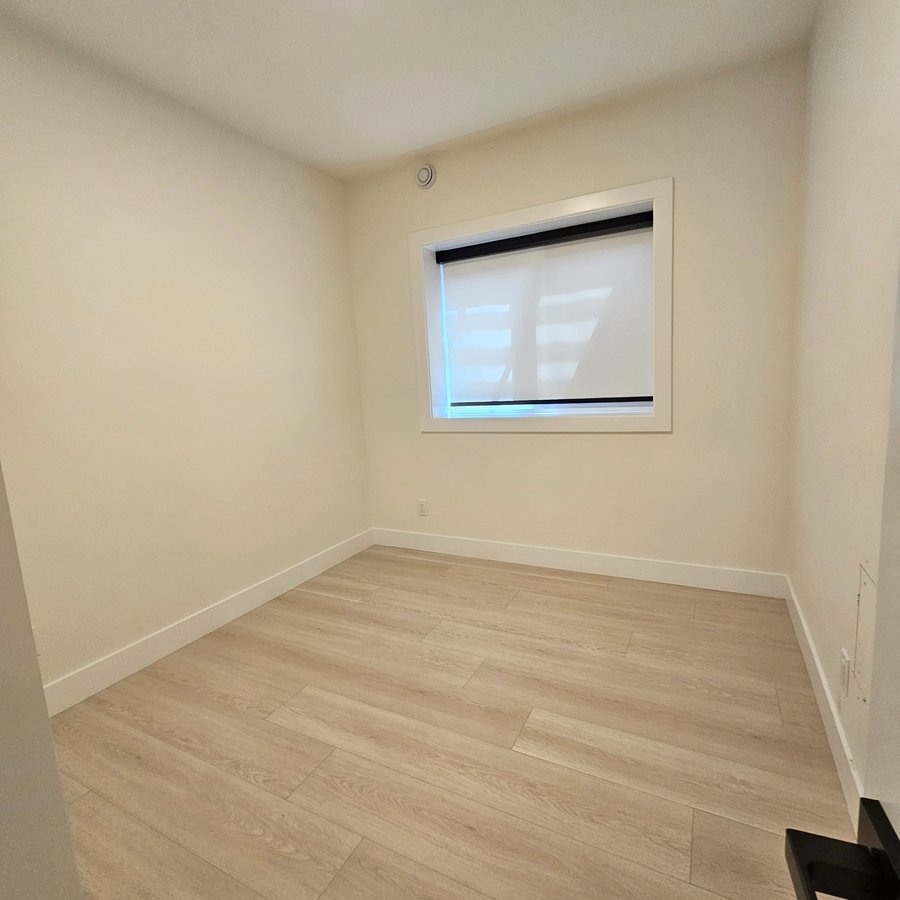 11801 83A Avenue - Photo 8