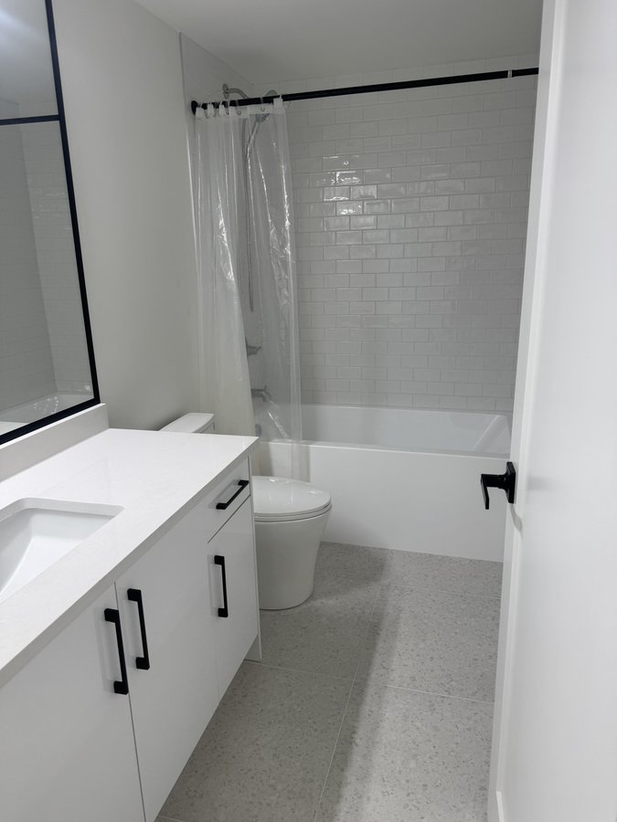 6477 Summit Crescent - Photo 6