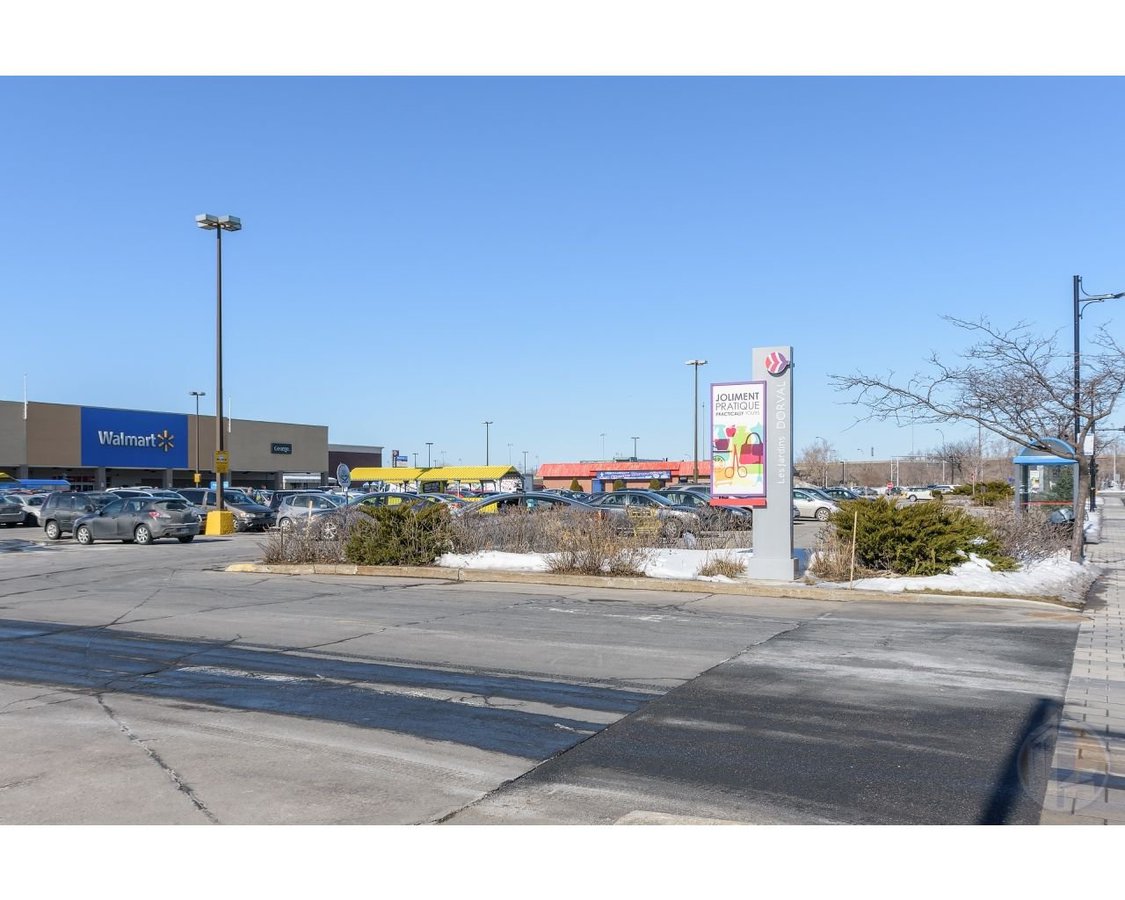 Plaza Dorval - Photo 20