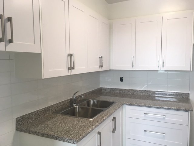1000 Broadview Avenue - Photo 10