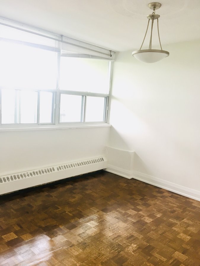 1000 Broadview Avenue - Photo 8