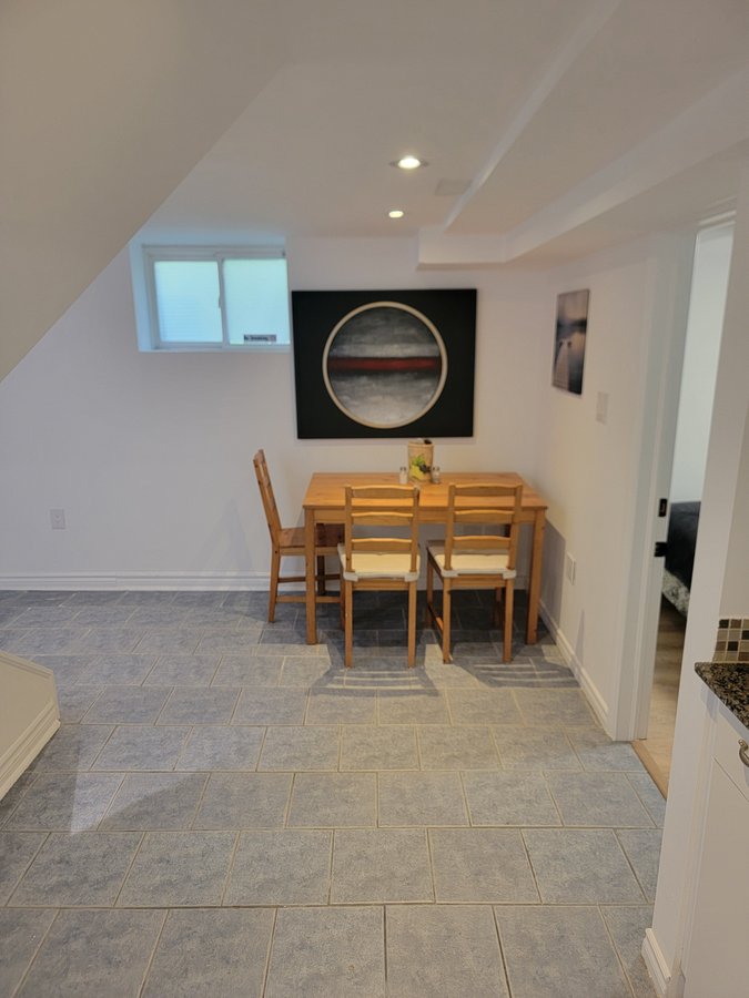 258 Westview Boulevard - Photo 5
