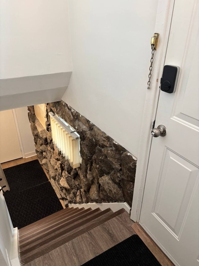 24 Avis Crescent - Photo 8