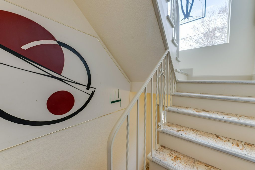 225 Woodville Avenue - Photo 37