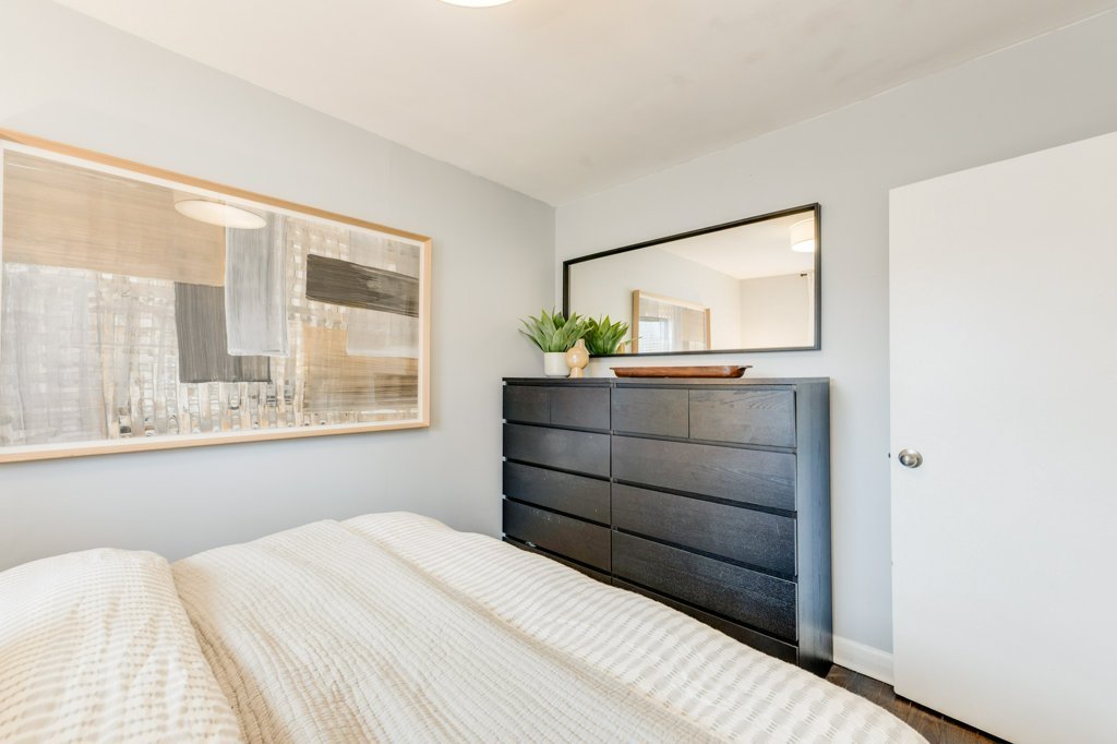 225 Woodville Avenue - Photo 25