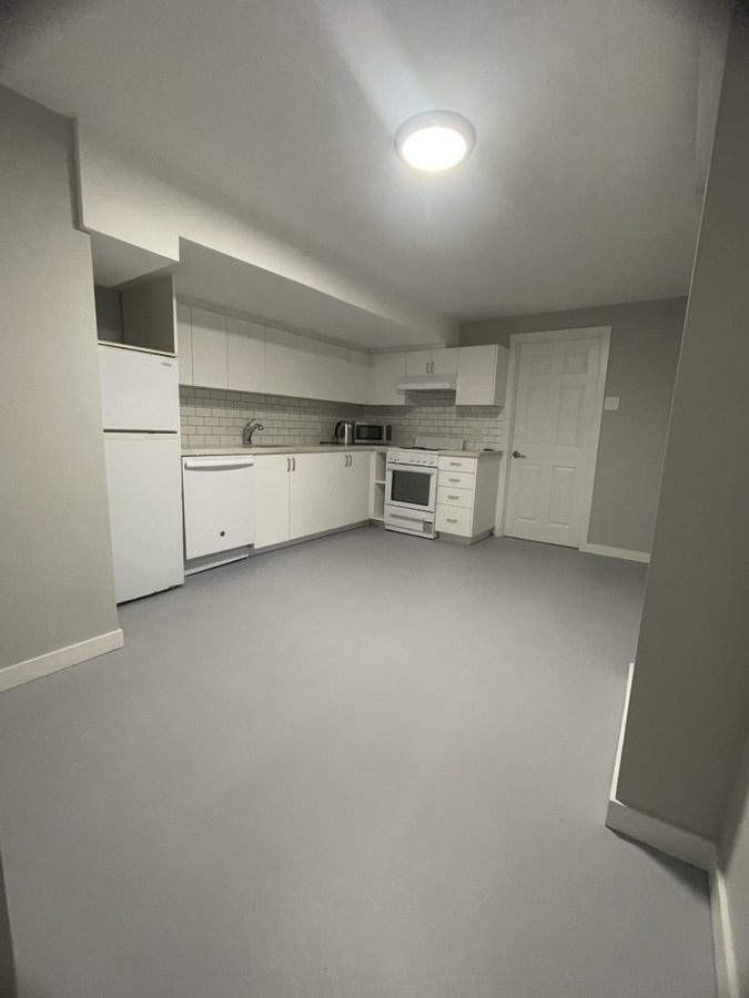 54 Oakcrest Avenue - Photo 2