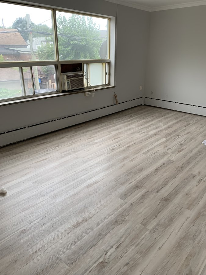 135 Sammon Avenue - Photo 1