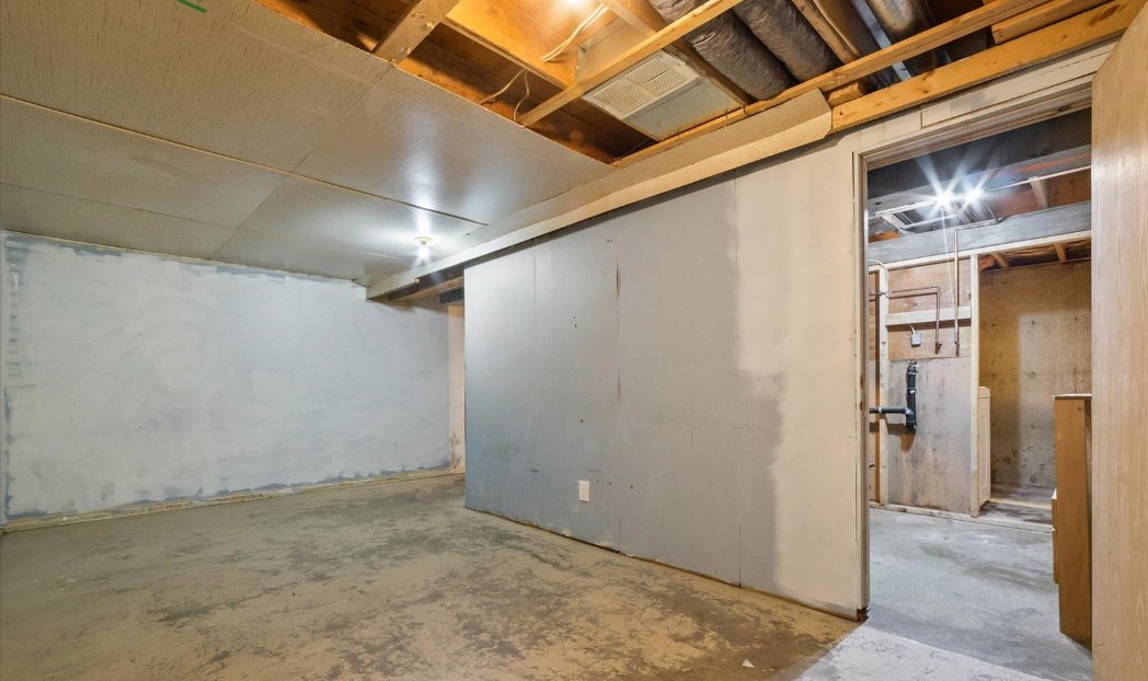 465 Abbottsfield Road Northwest - Photo 21