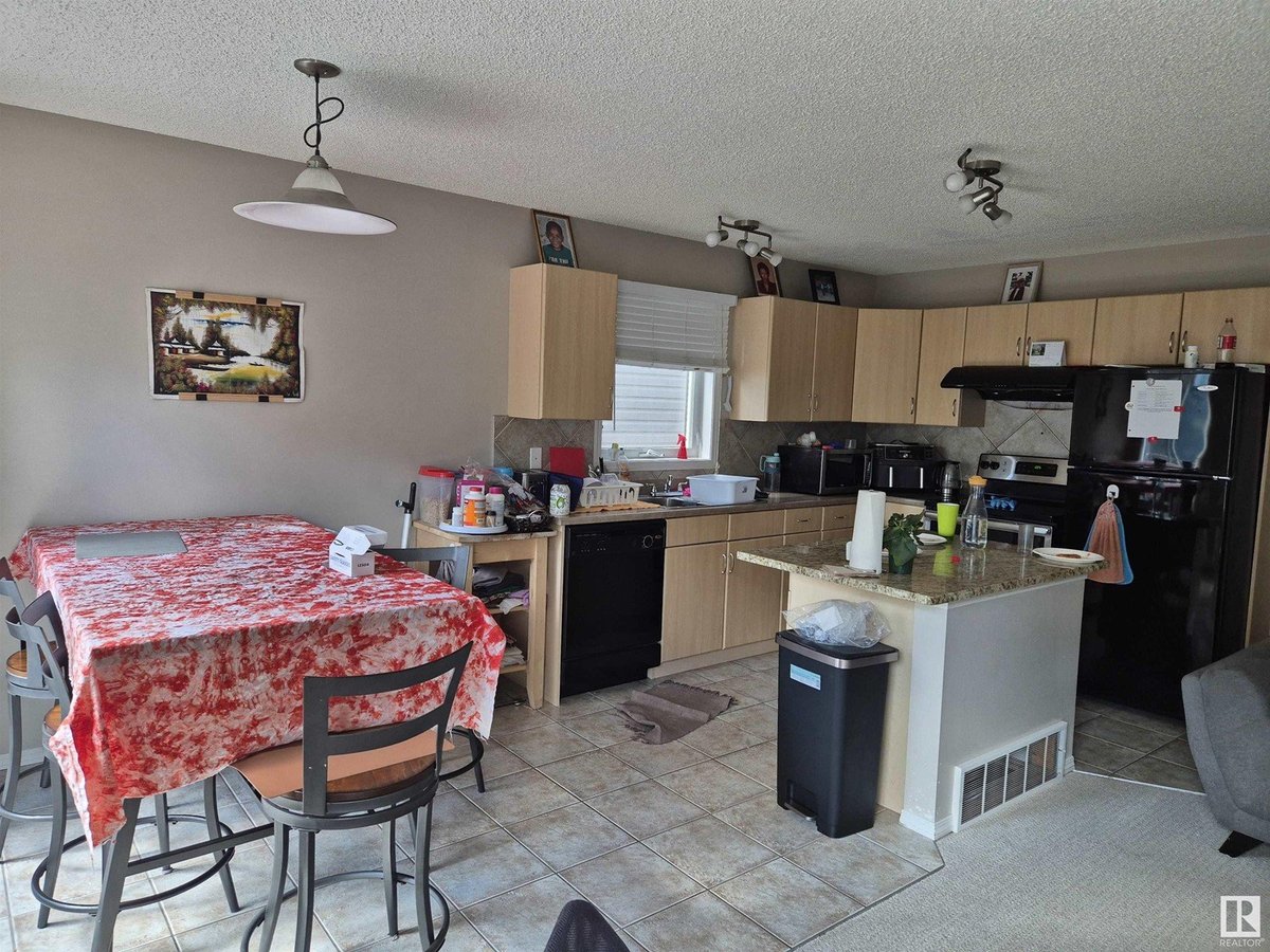 120 MAGRATH RD NW - Photo 4