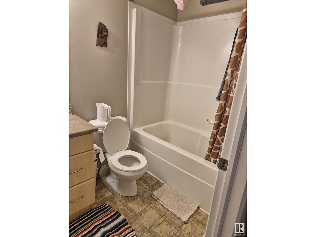 120 MAGRATH RD NW - Photo 12