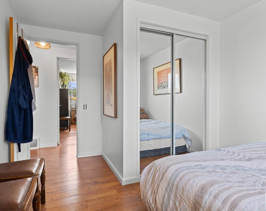 167 Mayfair Mews - Photo 21