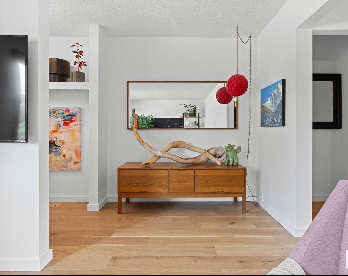 167 Mayfair Mews - Photo 5