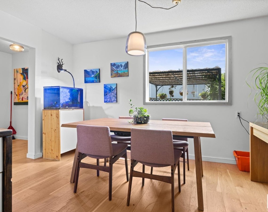 167 Mayfair Mews - Photo 9