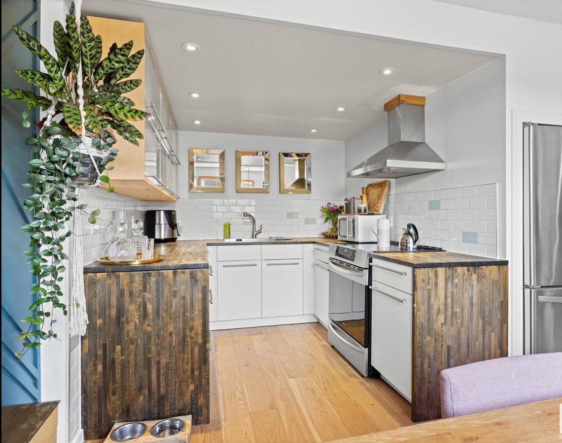 167 Mayfair Mews - Photo 10