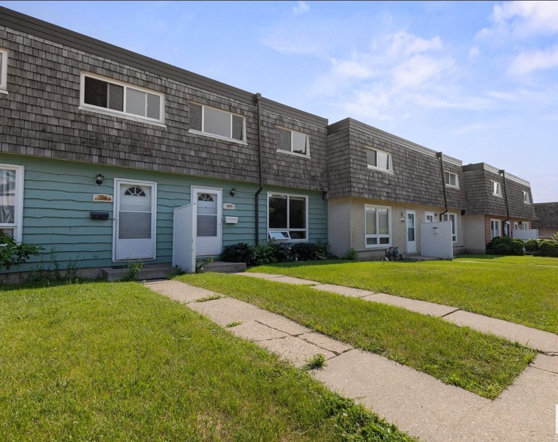 167 Mayfair Mews - Photo 32