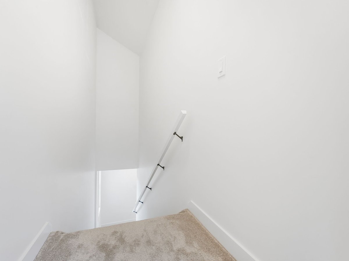 10990 141 Street Northwest - Photo 14