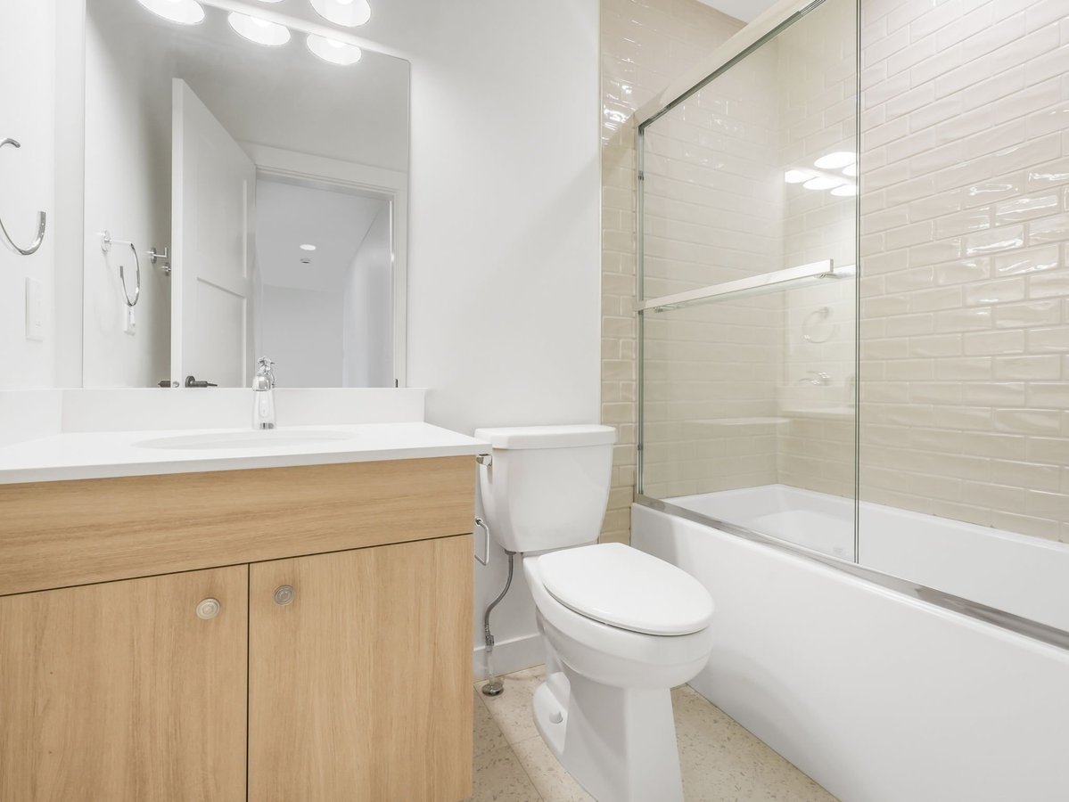 10990 141 Street Northwest - Photo 9