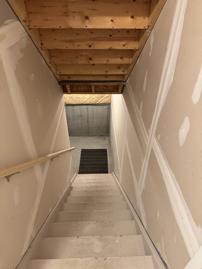 12050 17 Avenue Southwest - Photo 23