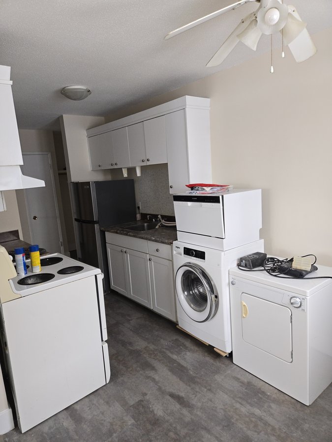 13035 69 Street Northwest - Photo 7