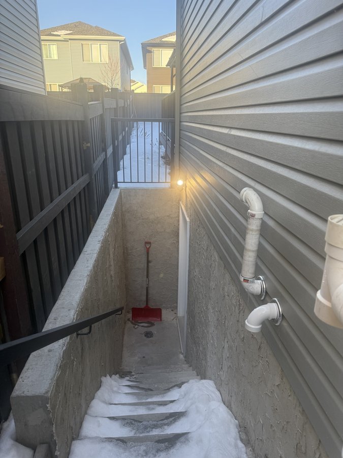 7912 173 Avenue Northwest - Photo 9