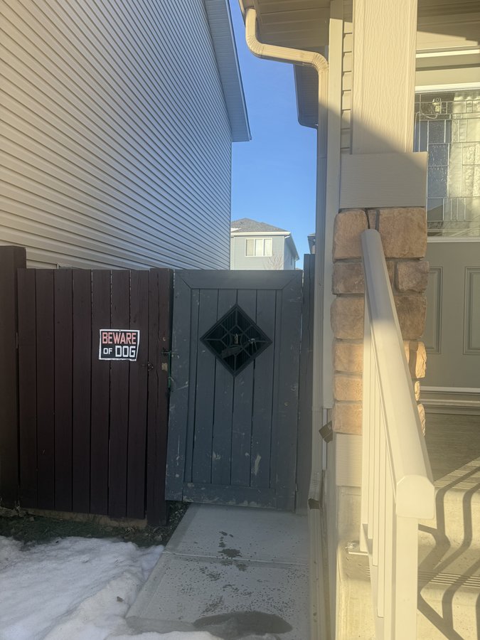 7912 173 Avenue Northwest - Photo 10