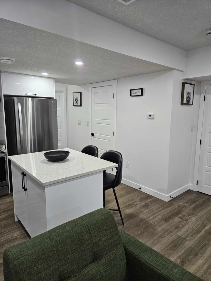 1405 Keswick Drive Southwest - Photo 4