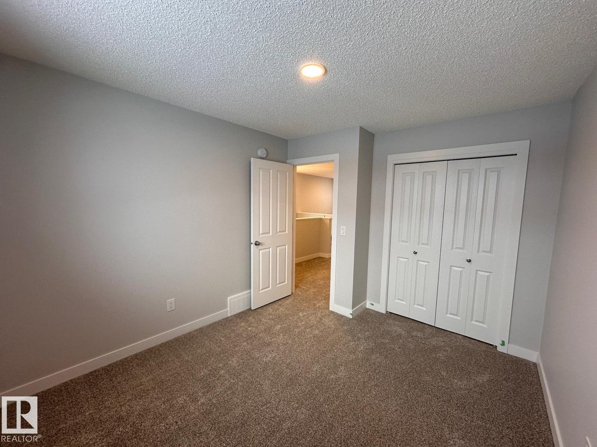 Basement 3012 9 ST NW - Photo 9