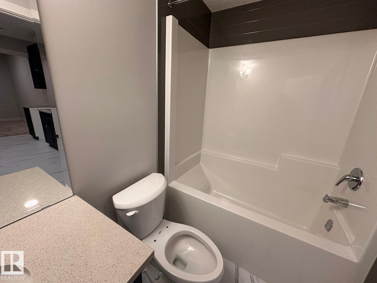 Basement 3012 9 ST NW - Photo 10