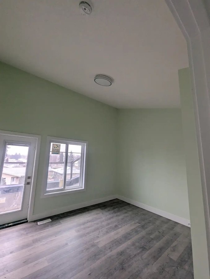 7102 83 Avenue Northwest - Photo 11