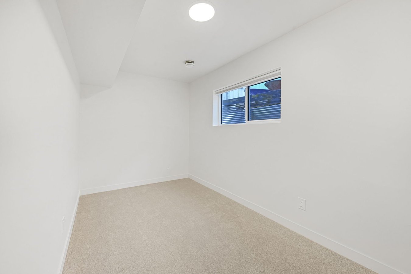10232 140 Street Northwest - Photo 16