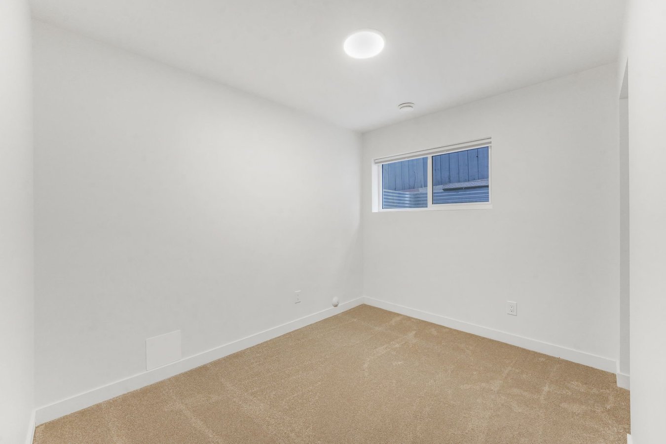 10232 140 Street Northwest - Photo 18