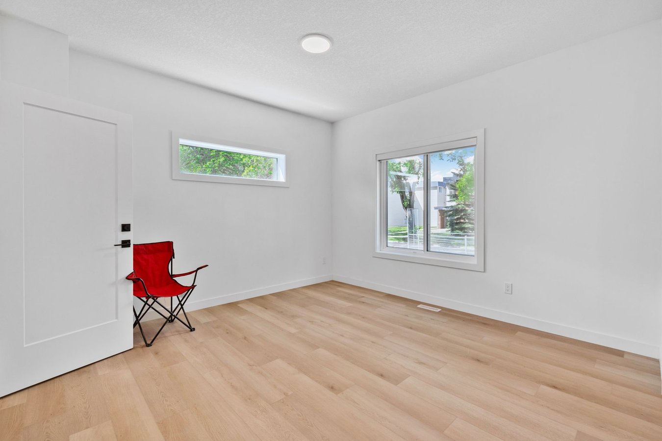 10831 112 Street Northwest - Photo 4