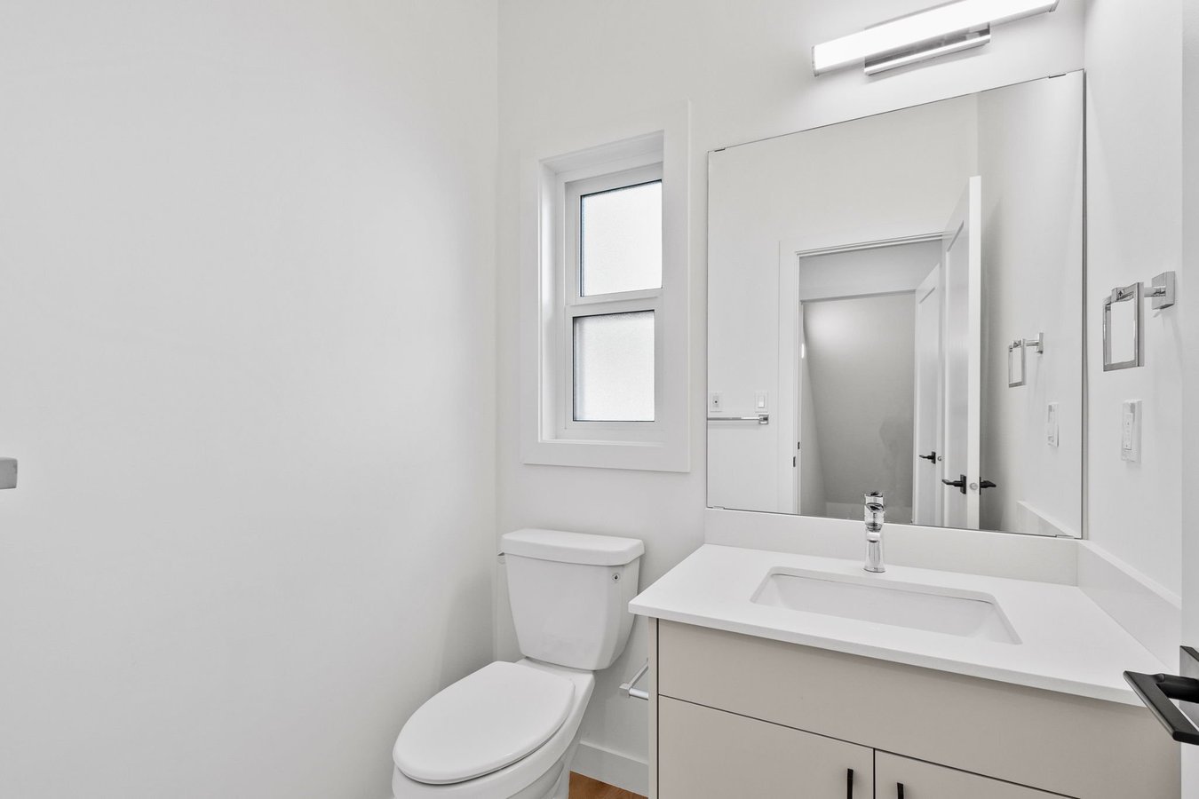 10831 112 Street Northwest - Photo 12