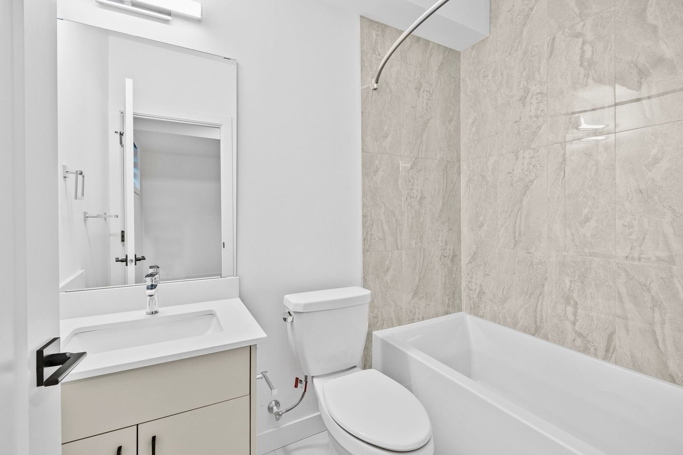 10831 112 Street Northwest - Photo 20