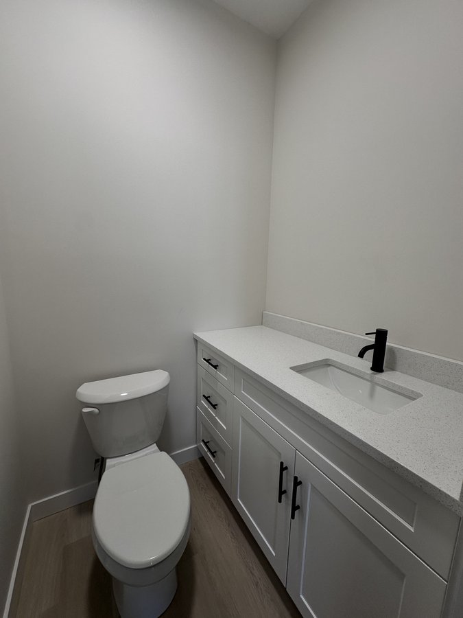 11310 72 Avenue Northwest - Photo 3