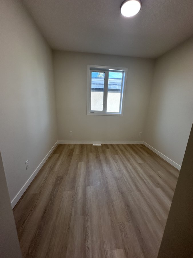 11310 72 Avenue Northwest - Photo 5